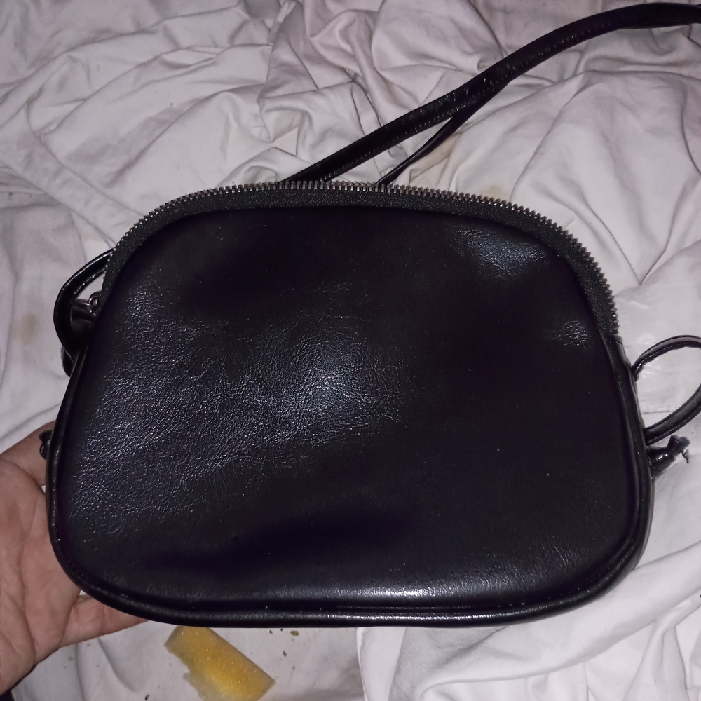 Elegant Black Crossbody Bag